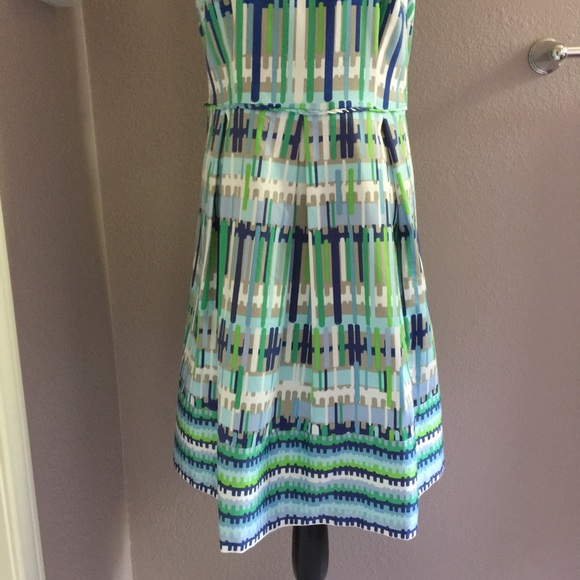 SOLD Dress Barn Fit & Flare Pleated Dress Size 14 - Picture 4 of 8
